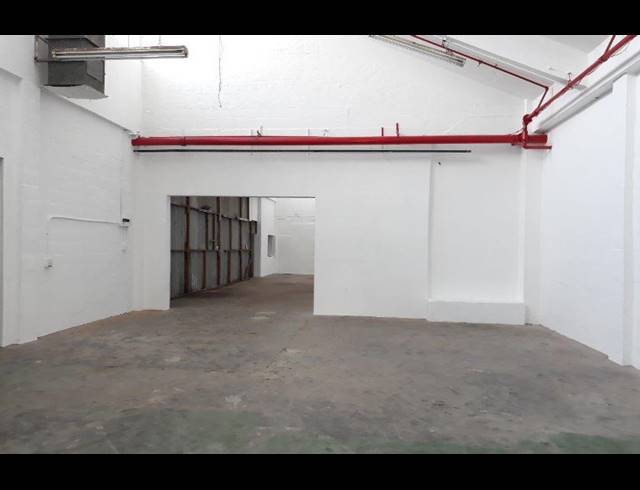284M² WAREHOUSE RENTED IN MAITLAND